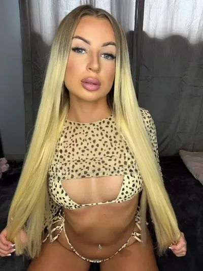 Mia